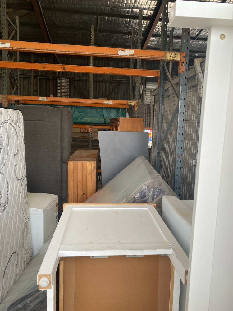 Brisk Transport Geebung Storage Unit auction IB-9535