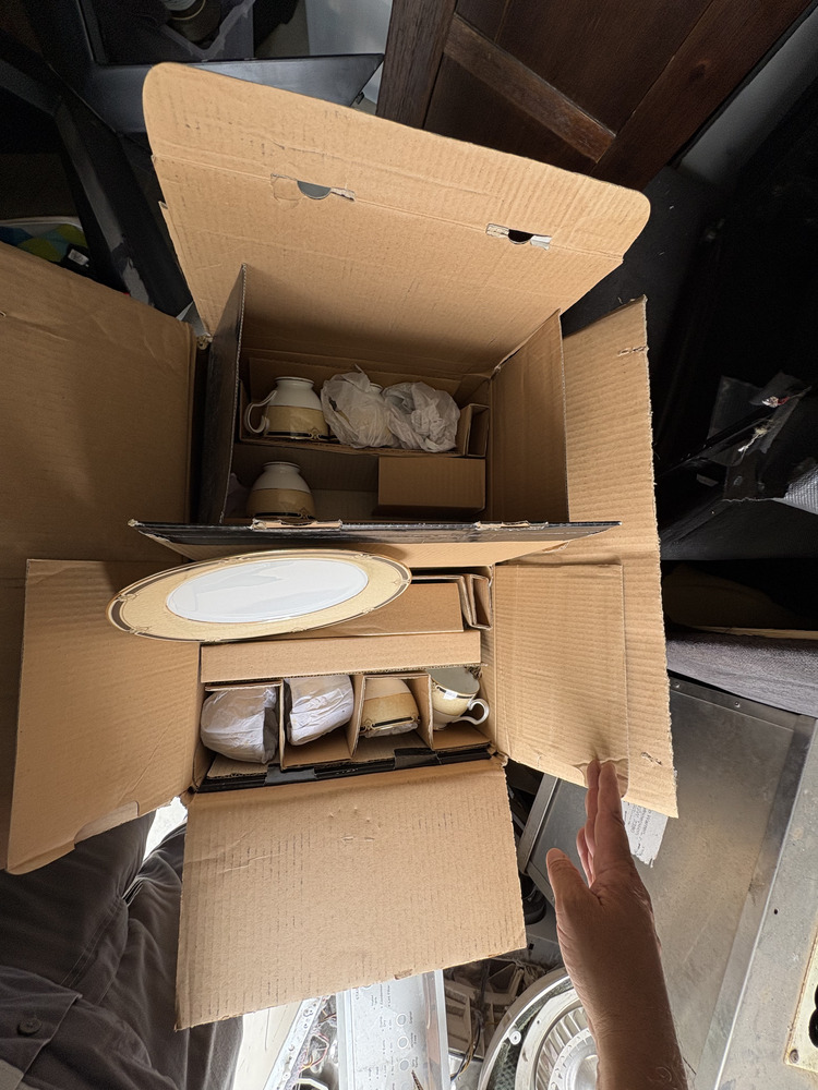 StorMate Tamworth Storage Unit Auction auction IB-3293