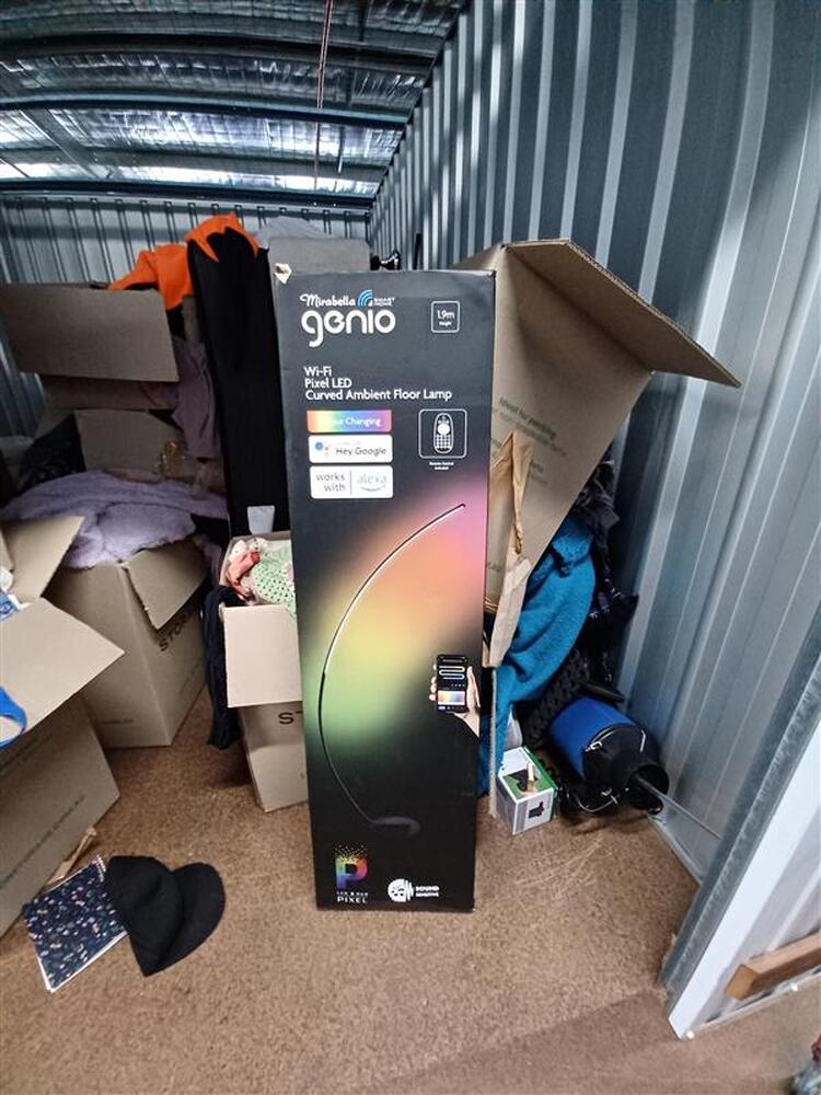 Loxon Storage Nambour Abandoned Storage Unit Auctions auction IB-5489