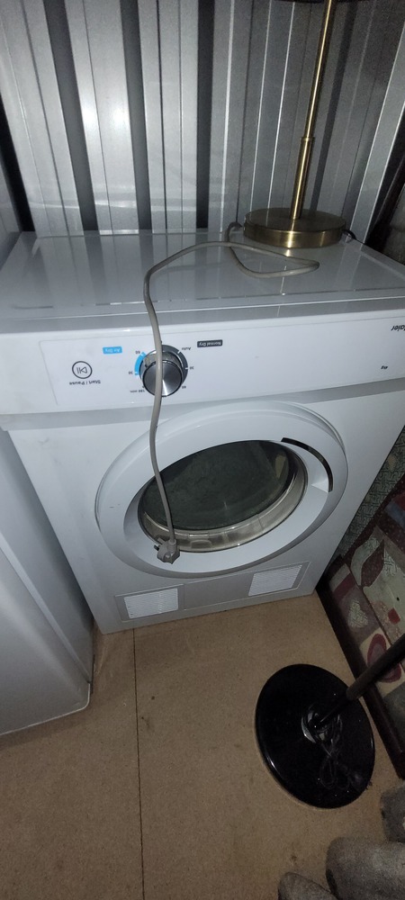 Safe n Sound East Maitland Abandoned Self Storage Auctions auction IB-2607