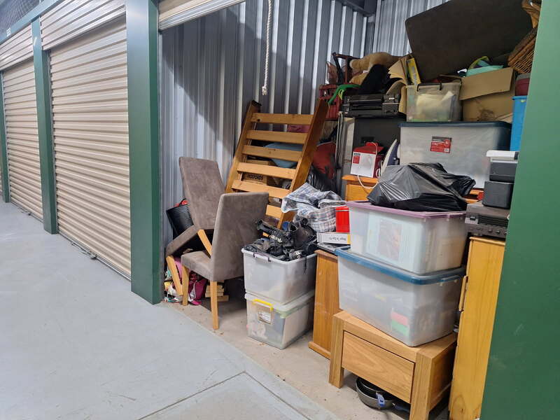 Self Storage Australia Alice Springs Storage auction IB-1642