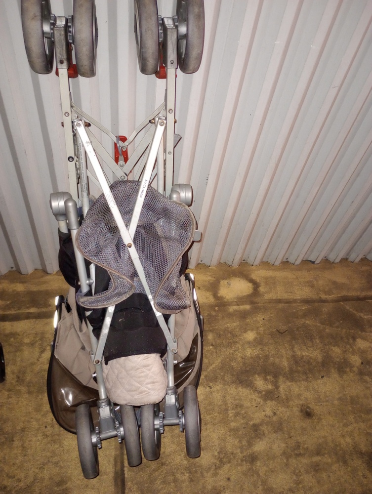 Kennards Self Storage Nowra Abandoned Storage Auctions auction IB-9070