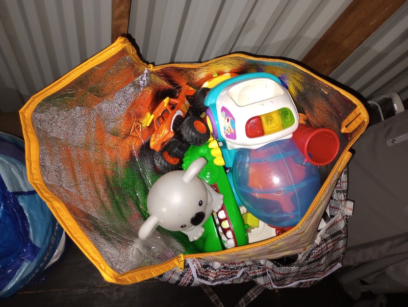 Kennards Self Storage Nowra Abandoned Storage centre Auctions auction IB-9070