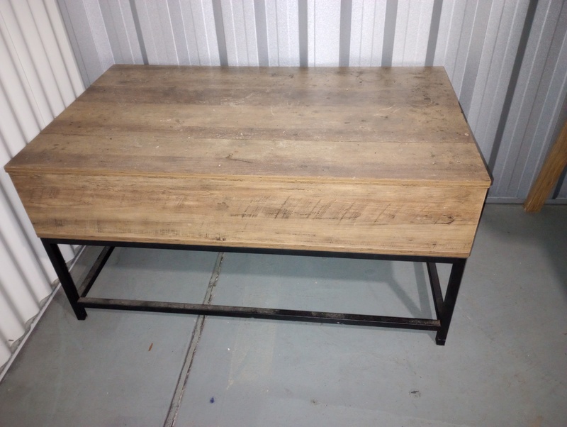 Kennards Self Storage Miranda Abandoned Self Storage Auctions auction IB-8519