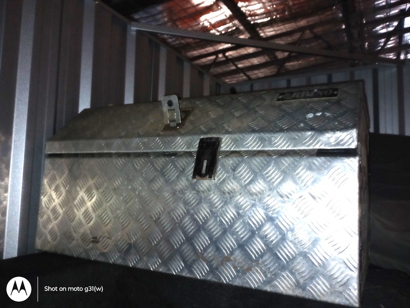 Kennards Self Storage St Marys Abandoned Storage centre Auctions auction IB-1661