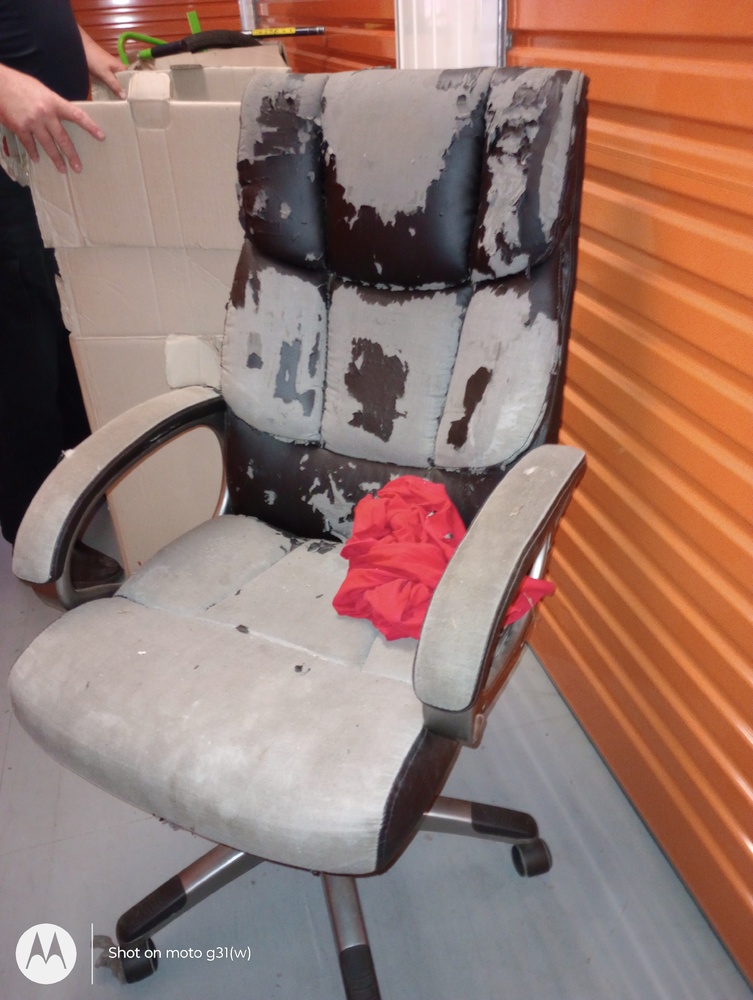 Kennards Self Storage St Marys Self Storage Auctions auction IB-1661