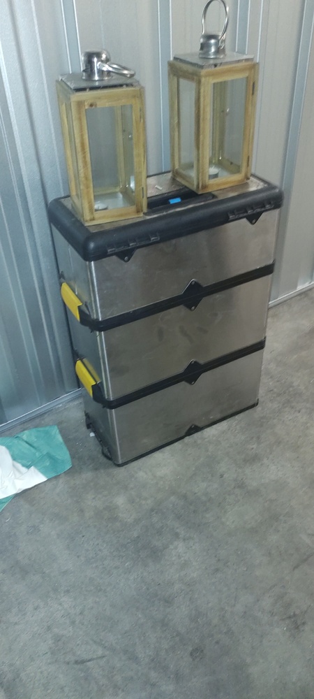 Kennards Self Storage Southport Bid on Storage Unit auction IB-9065