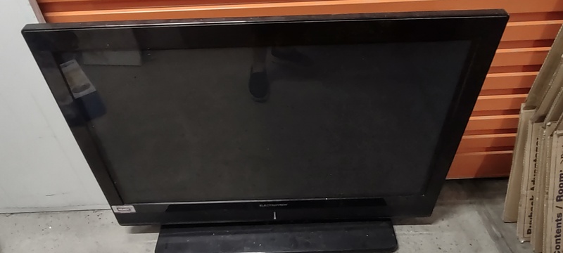 Kennards Self Storage Southport Storage garage Auctions auction IB-9065