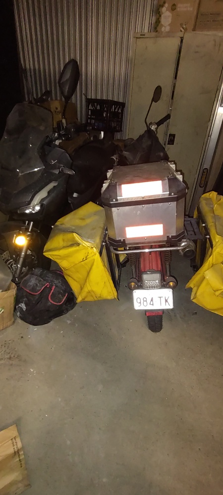 Kennards Self Storage Southport Storage Unit Auction auction IB-9065