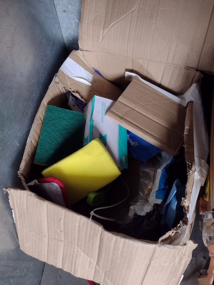 Kennards Self Storage Guildford Self Storage Unit auction IB-3954