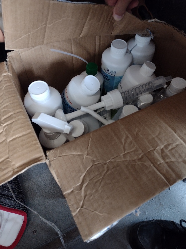 Kennards Self Storage Guildford Bid on Storage auction IB-3954