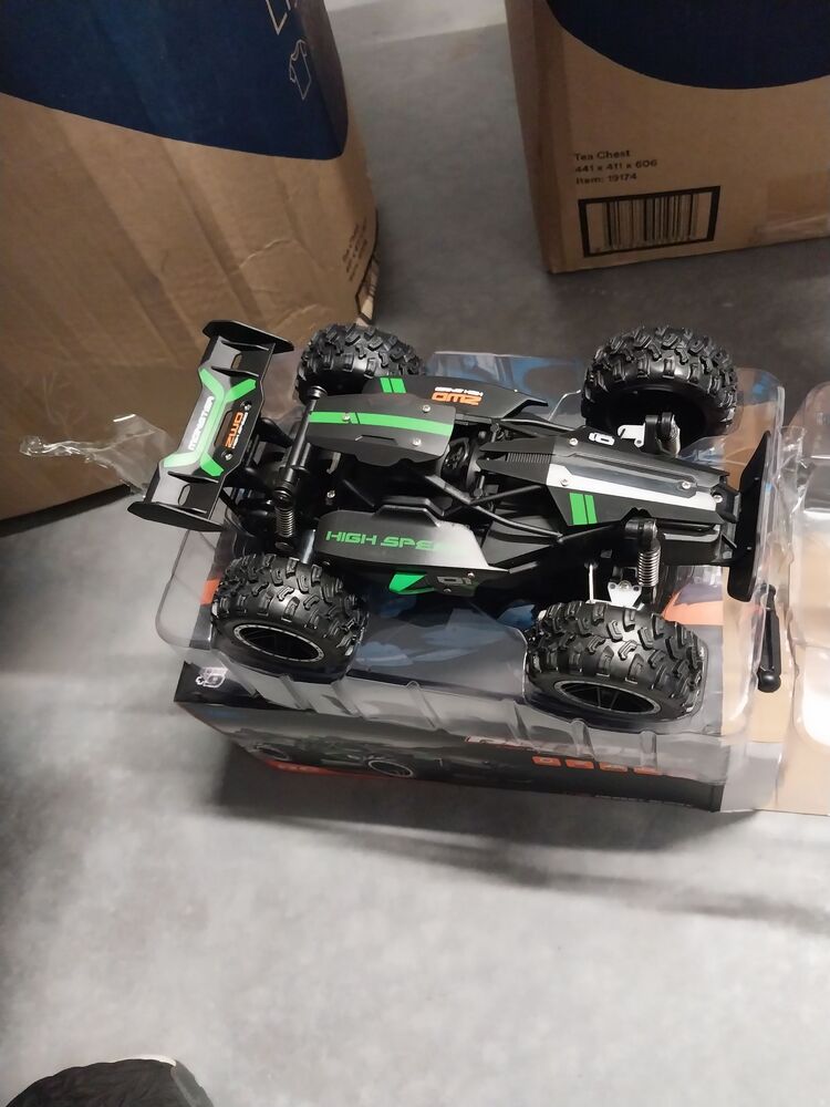 Storage King Gregory Hills Bid on Self Storage Unit auction IB-6928