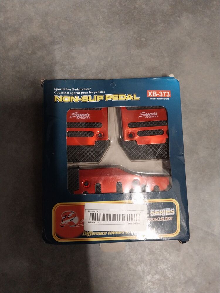 Storage King Gregory Hills Abandoned Storage garage Auctions auction IB-6928