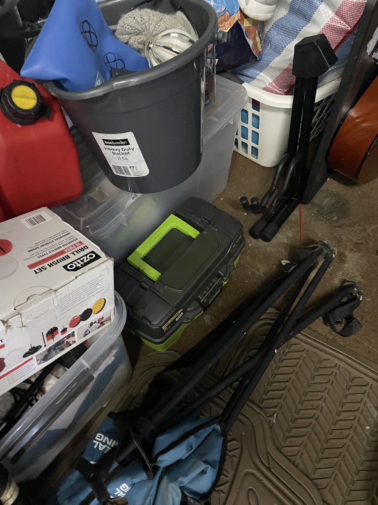 Storage Choice Gladstone Self Storage Facility Unit auction IB-2057