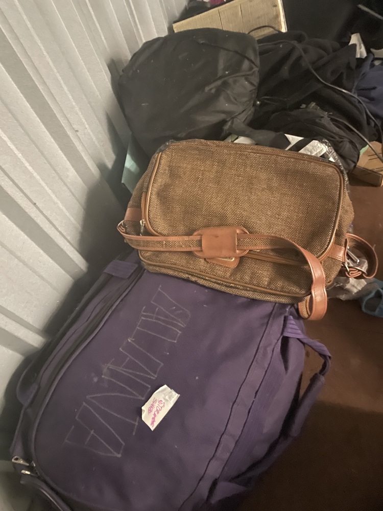 Storage Choice Gladstone Self Storage Facility Unit auction IB-1501