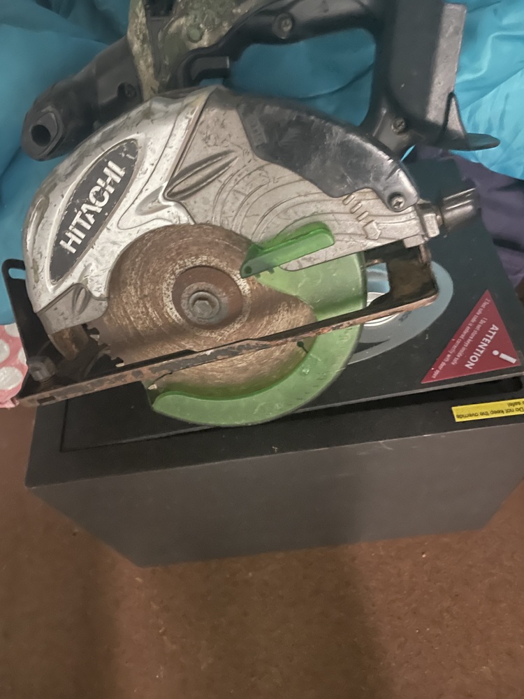 Storage Choice Gladstone Bid on Storage Unit auction IB-1501