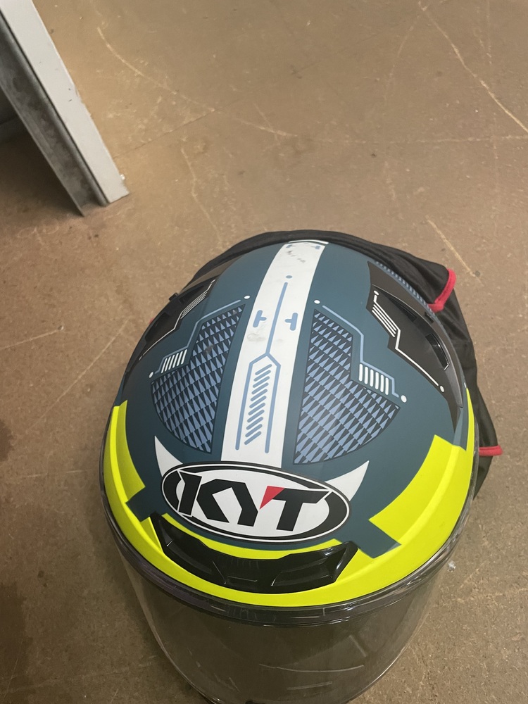 Storage Choice Gladstone Abandoned Self Storage Auctions auction IB-1501