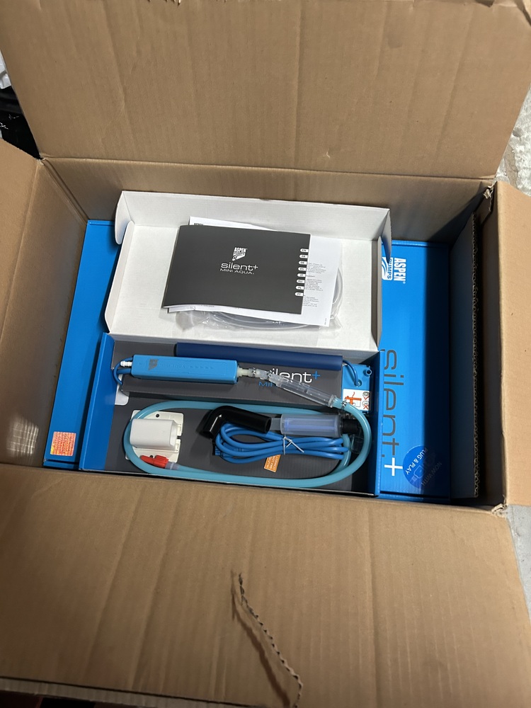 Wilson Storage Caroline Springs Storage garage Auctions auction IB-7085