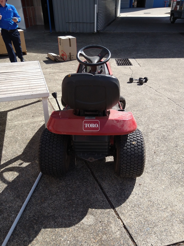 Kennards Self Storage Rydalmere Abandoned Self Storage Auctions auction IB-5733