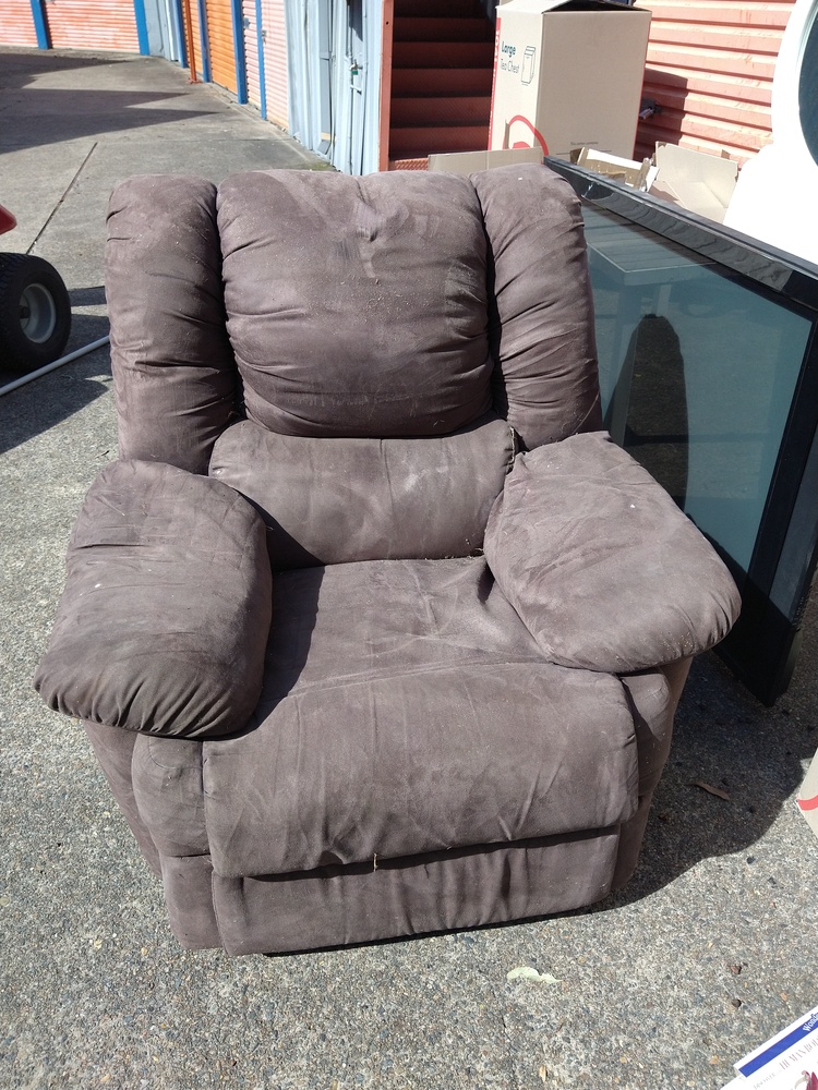 Kennards Self Storage Rydalmere Abandoned Storage centre Auctions auction IB-5733