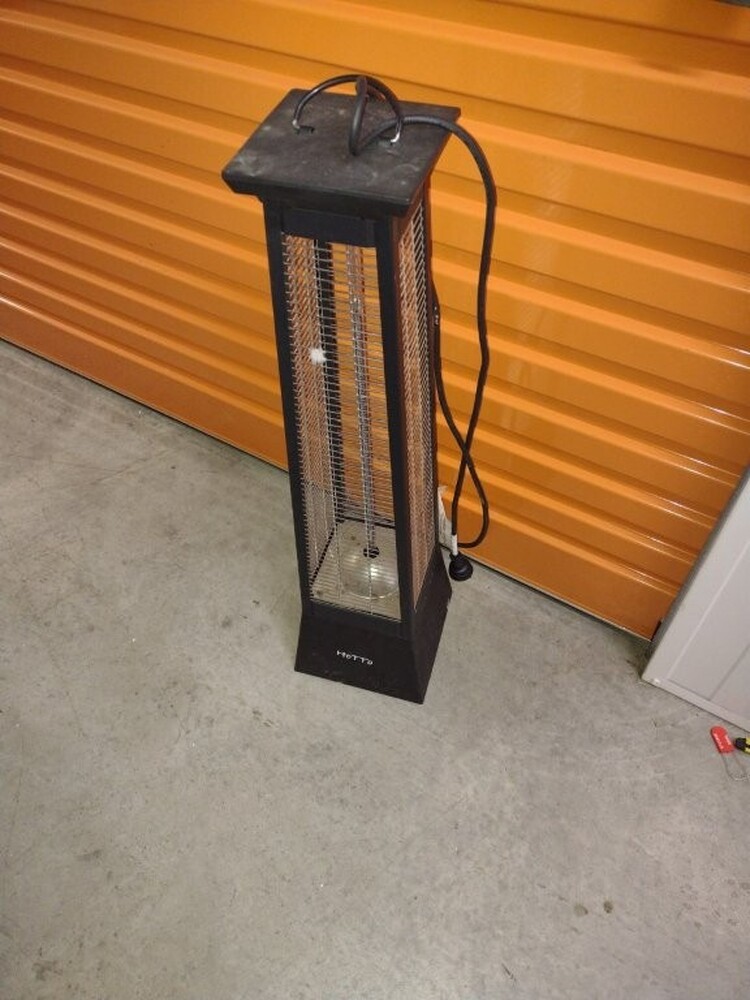 Kennards Self Storage Guildford Storage auction IB-8691