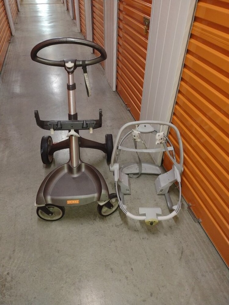 Kennards Self Storage Guildford Self Storage auction IB-8691