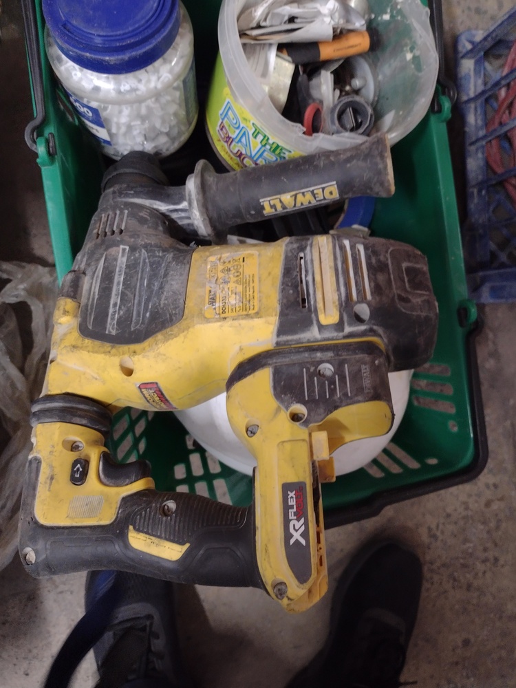 Kennards Self Storage Auburn Self Storage Auctions Australia auction IB-7239