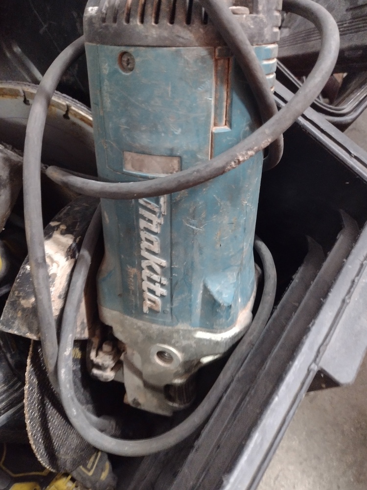 Kennards Self Storage Auburn Storage lock up Auctions auction IB-7239