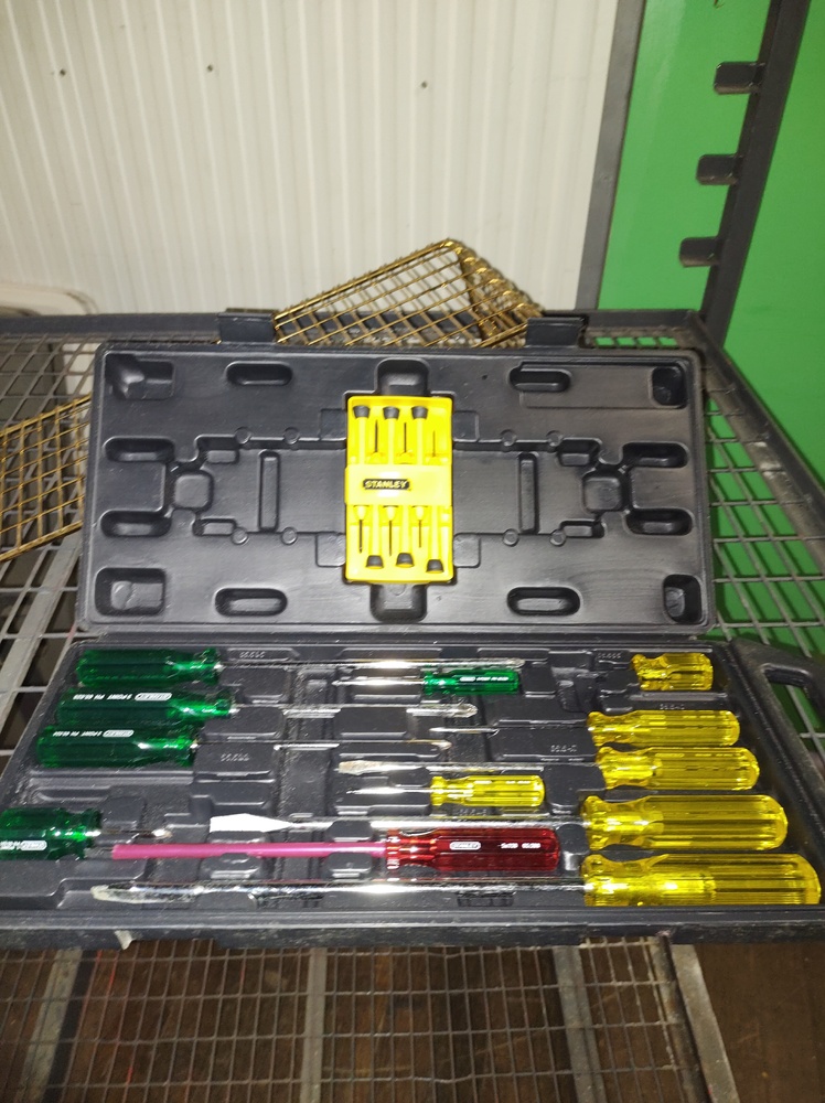 Kennards Self Storage Ultimo 1 AustraliaÂ Storage Auctions auction IB-1385