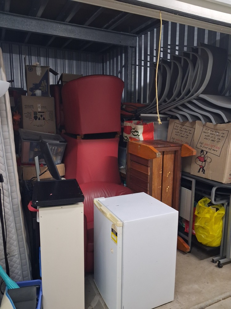 National Storage Earlville Storage Unit auction IB-7071