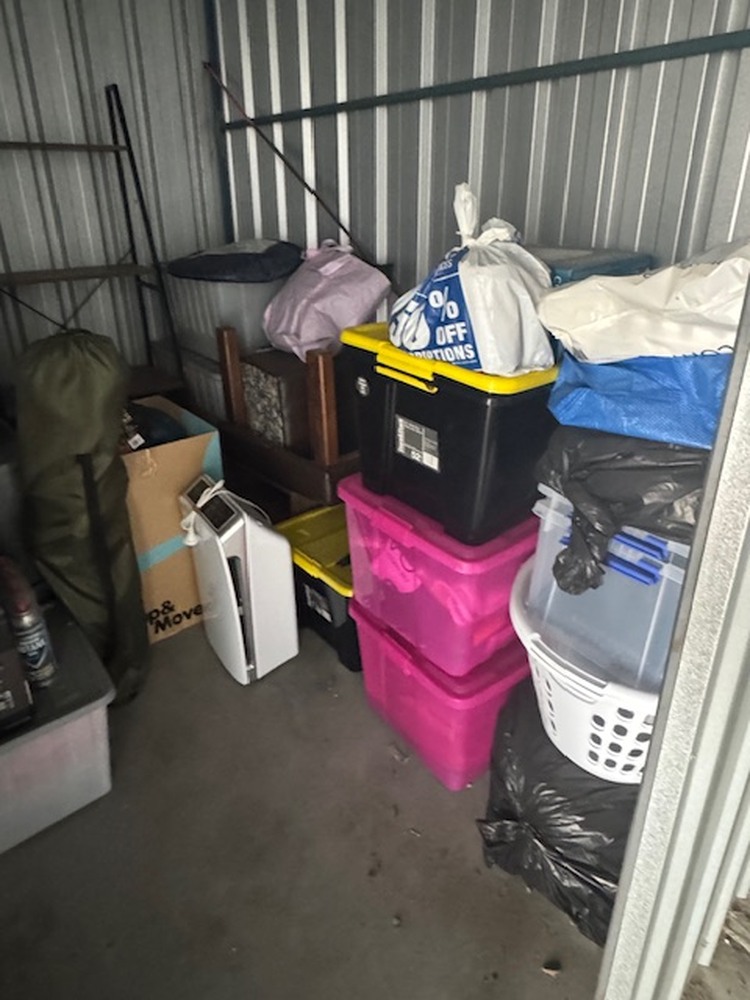 A Best Value Self Storage Storage auction IB-3795