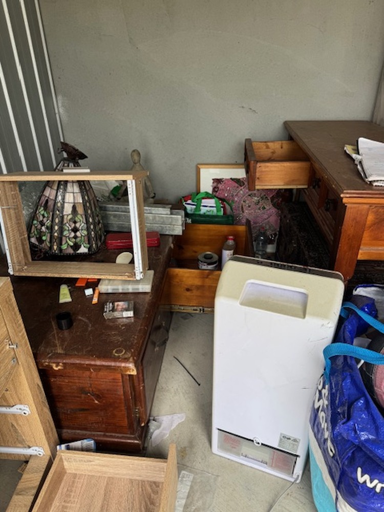 A Best Value Self Storage Storage Unit auction IB-2298