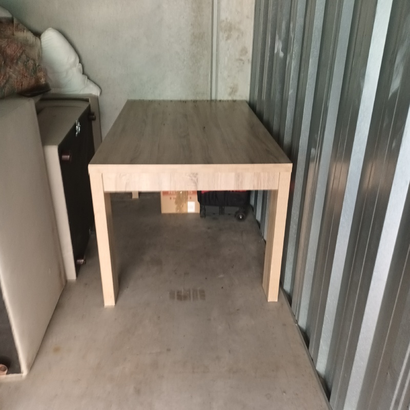 Storage King Everton Hills Abandoned Self Storage Auctions auction IB-5642