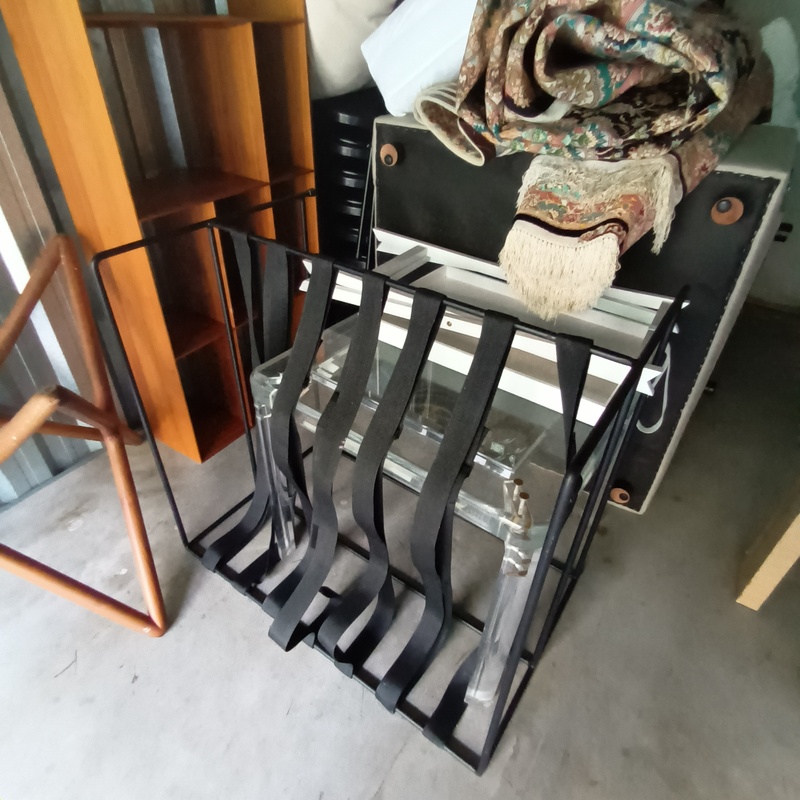 Storage King Everton Hills Abandoned Storage Auctions auction IB-5642