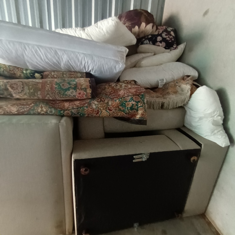 Storage King Everton Hills AustraliaÂ Storage Auctions auction IB-5642