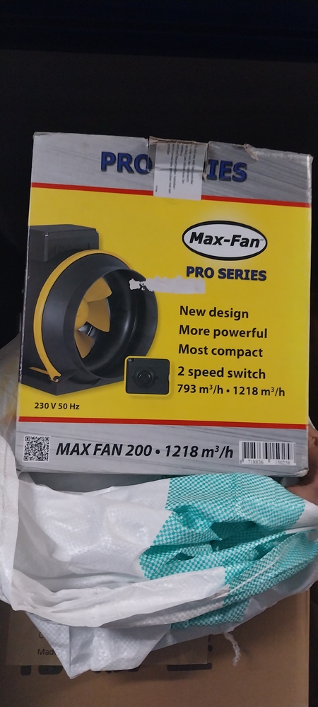 Storage King North Parramatta Abandoned Storage garage Auctions auction IB-5316