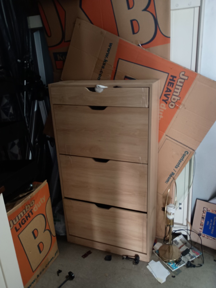 Kennards Self Storage Wetherill Park Bid on Storage auction IB-8766