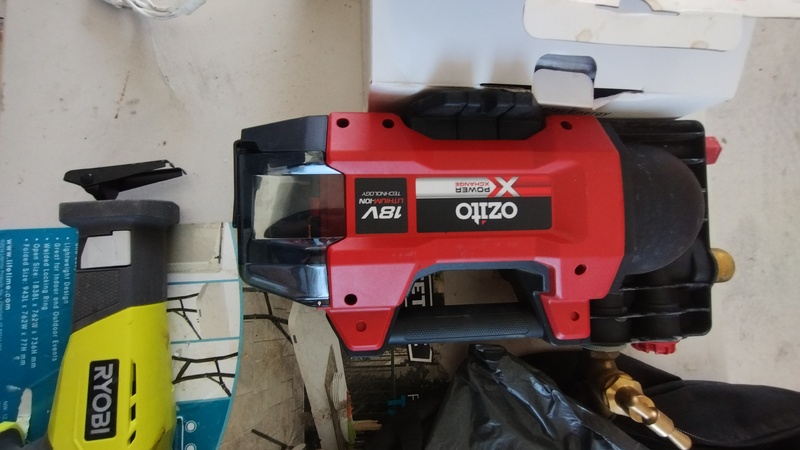 Kennards Self Storage Yarrabilba Abandoned Storage Unit Auctions auction IB-1448