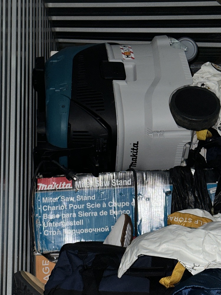 Rent a Space Moore Park Self Storage Unit auction IB-8964