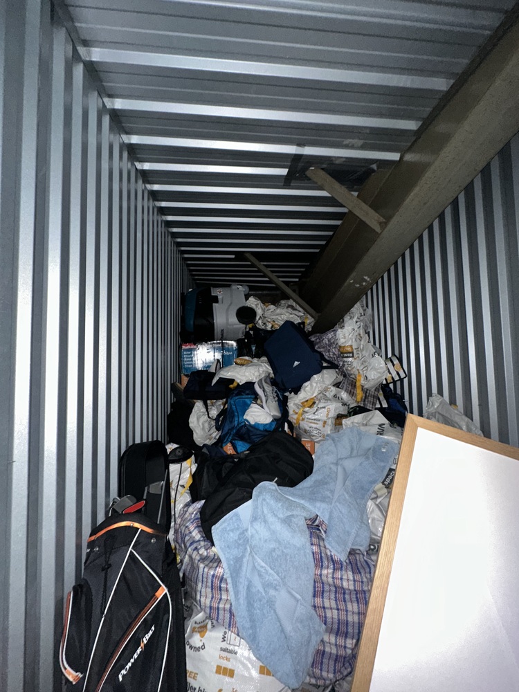 Rent a Space Moore Park Bid on Storage auction IB-8964