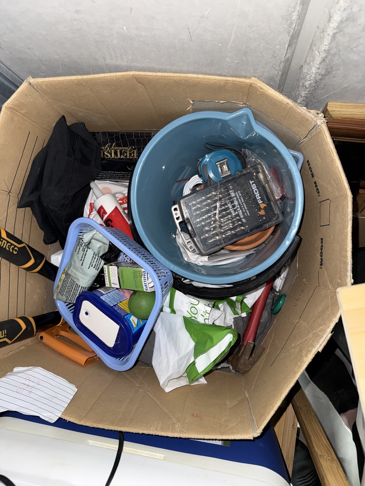 Fort Knox Self Storage Scoresby Abandoned Self Storage Auctions auction IB-2458