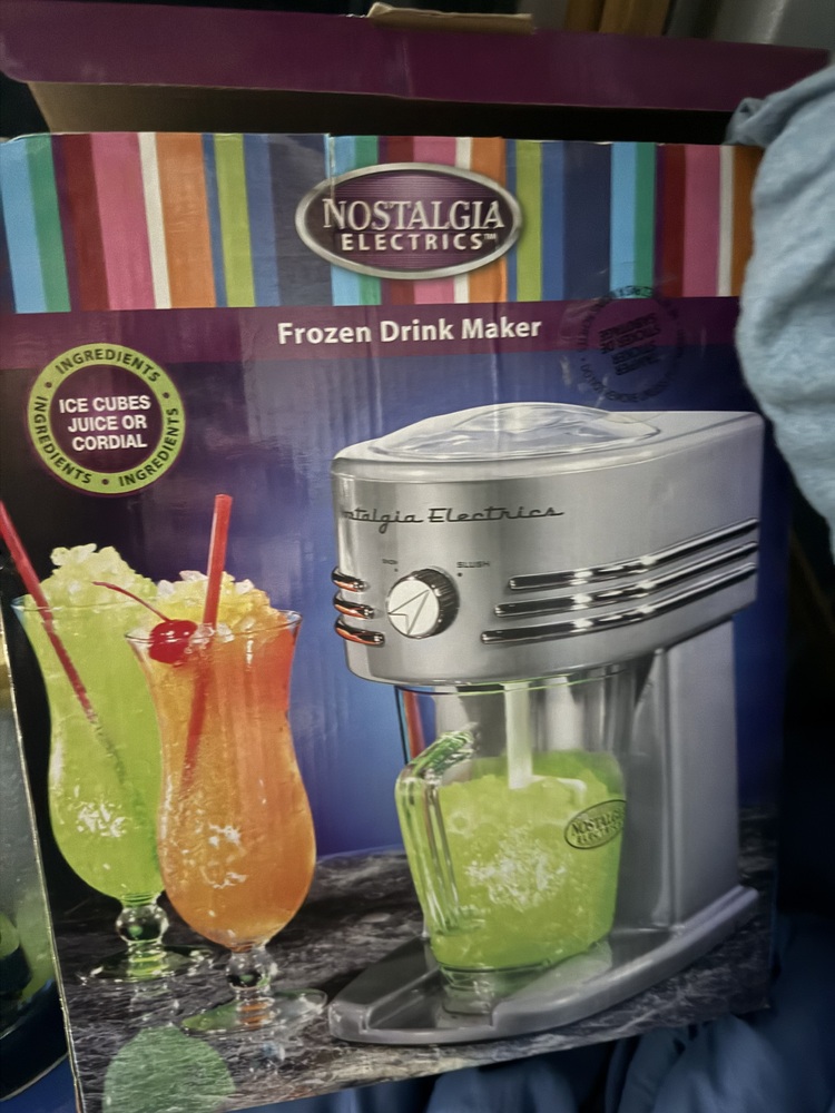 Fort Knox Self Storage Scoresby Abandoned Storage shed Auctions auction IB-2458