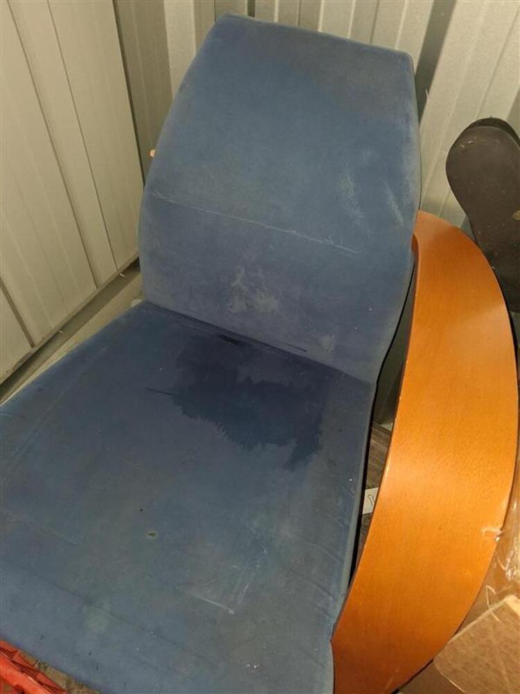 Public Self Storage Braybrook Storage Facility Unit auction IB-4143