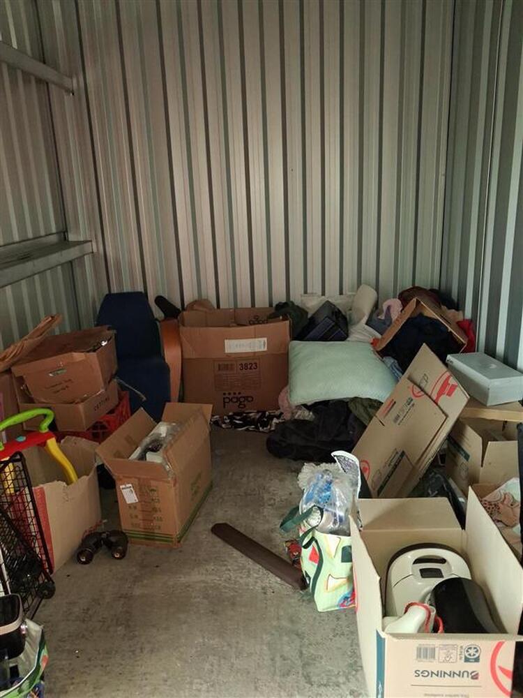 Public Self Storage Braybrook Abandoned Storage centre Auctions auction IB-4143