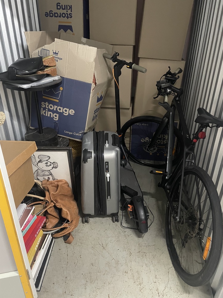 Rent a Space Moore Park Bid on Self Storage Unit auction IB-3356