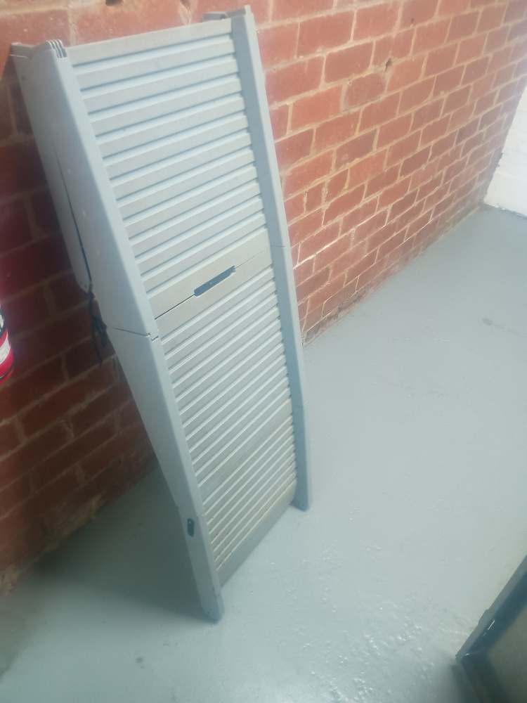 Kennards Self Storage Abbotsford Abandoned Storage Auctions auction IB-3509