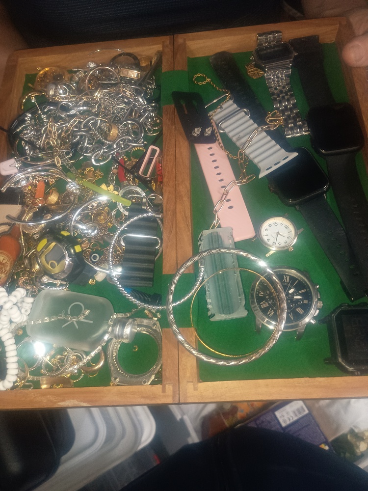 Kennards Self Storage Abbotsford Storage Shed Auctions auction IB-3509