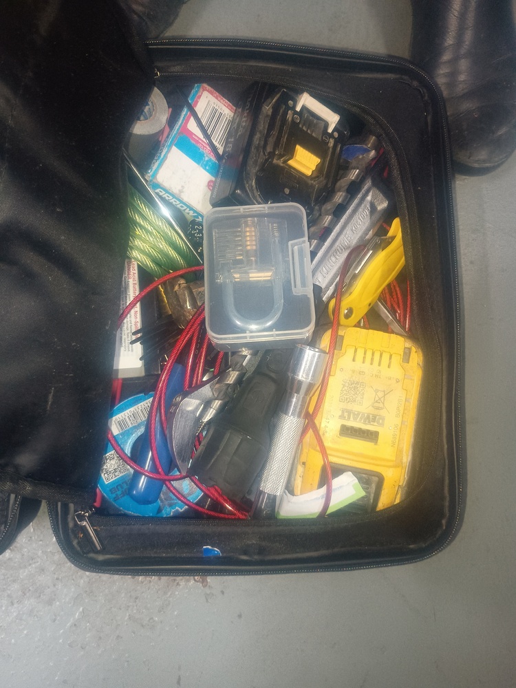 Kennards Self Storage Abbotsford Storage Unit Auction auction IB-3509