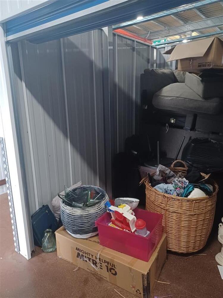 Loxon Storage Nambour Self Storage Facility Unit auction IB-7573