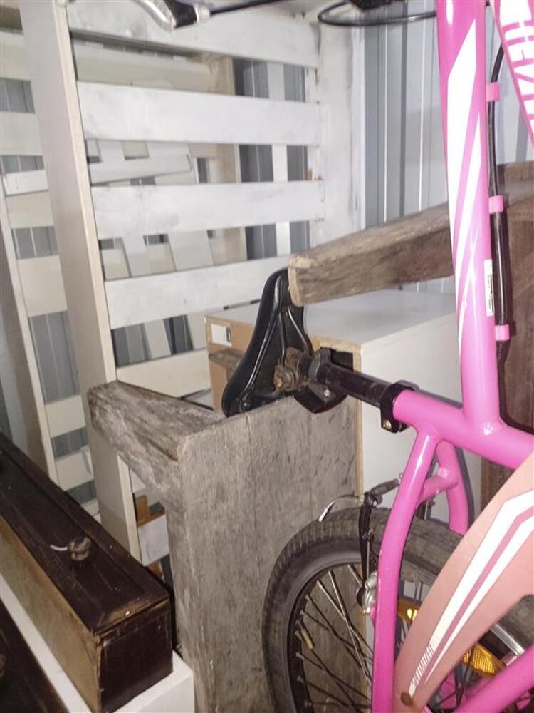 Loxon Storage Nambour Bid on Storage Unit auction IB-7573